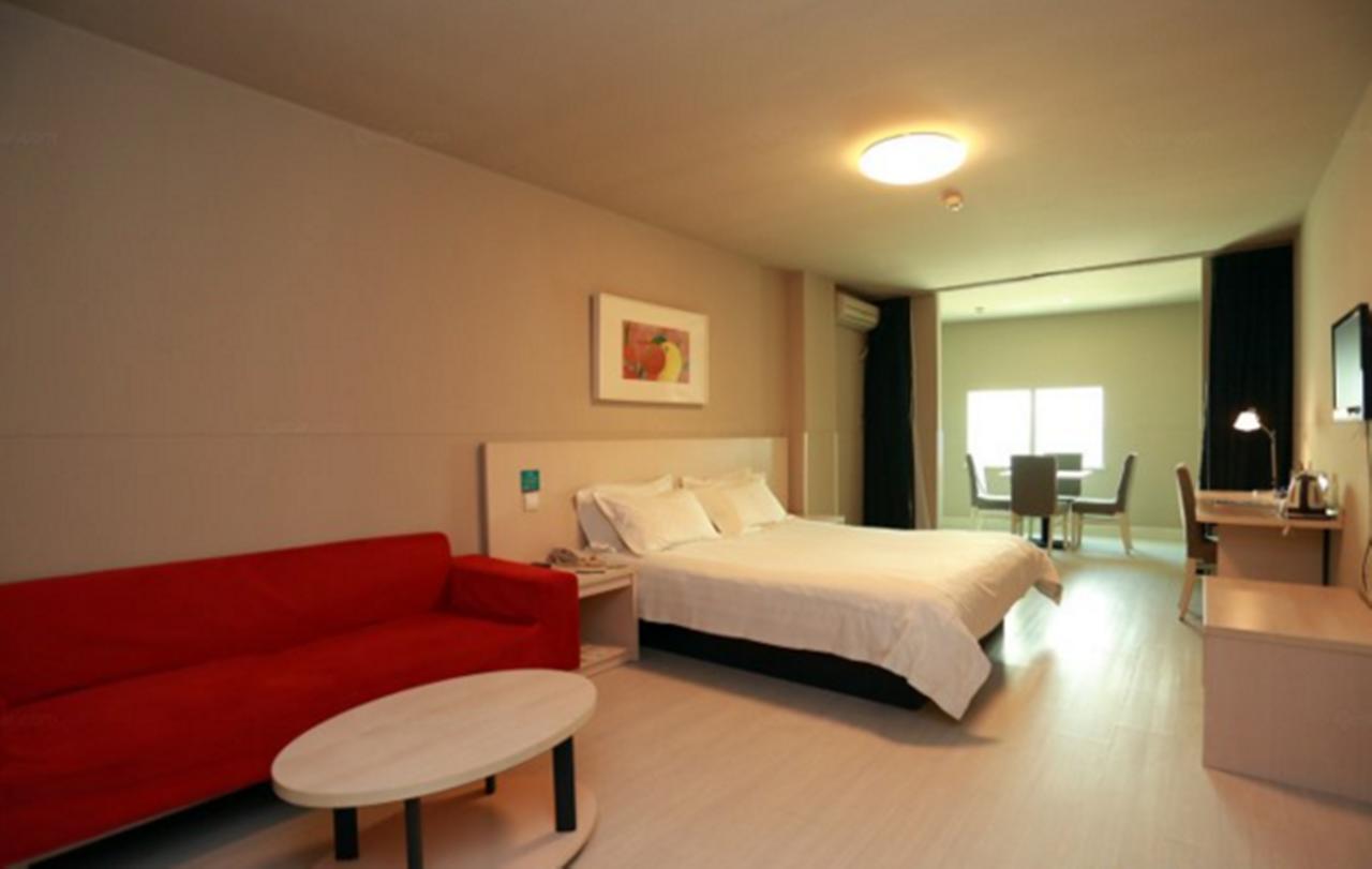 Jinjiang Inn - Wuhan Ziyang Road Екстериор снимка