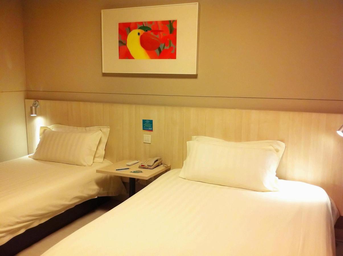 Jinjiang Inn - Wuhan Ziyang Road Екстериор снимка