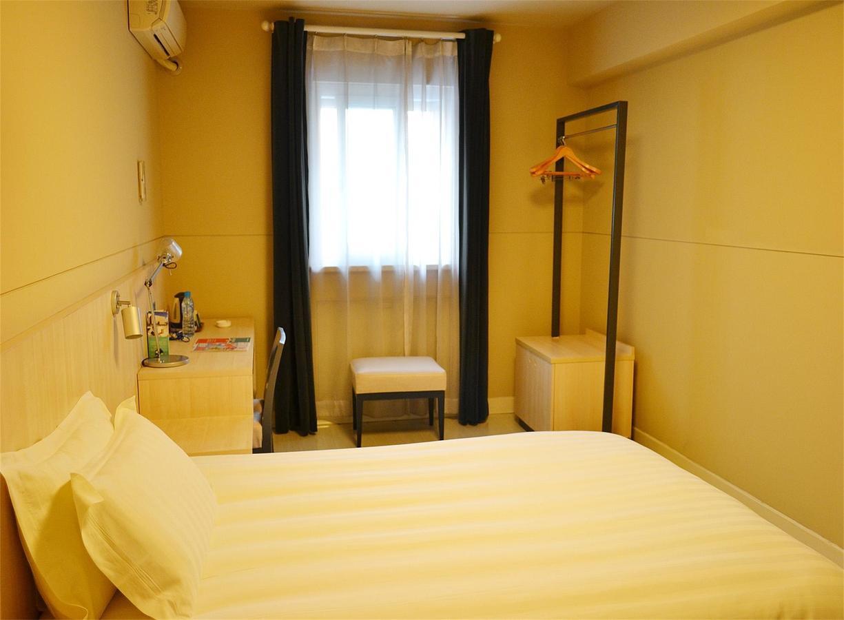 Jinjiang Inn - Wuhan Ziyang Road Екстериор снимка